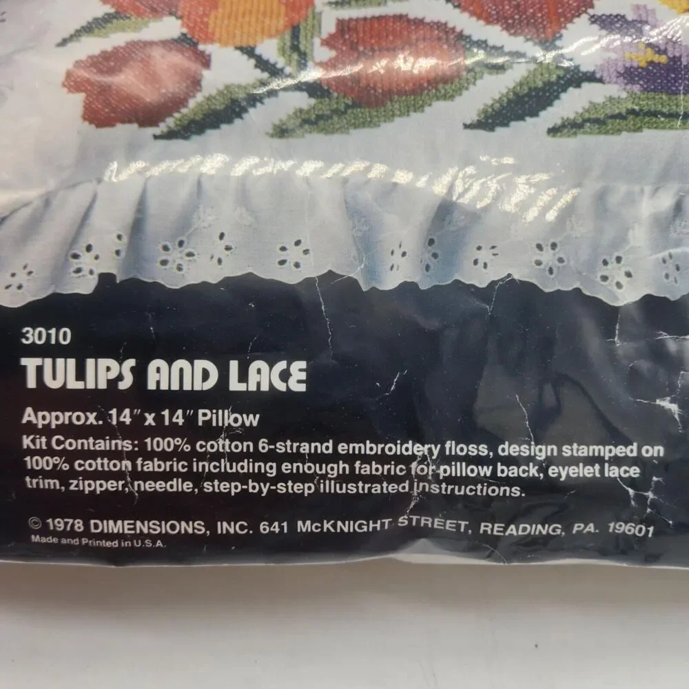 Dimensions  Tulips and Lace Cross Stitch Pillow Kit #3010 Partially Complete Vtg